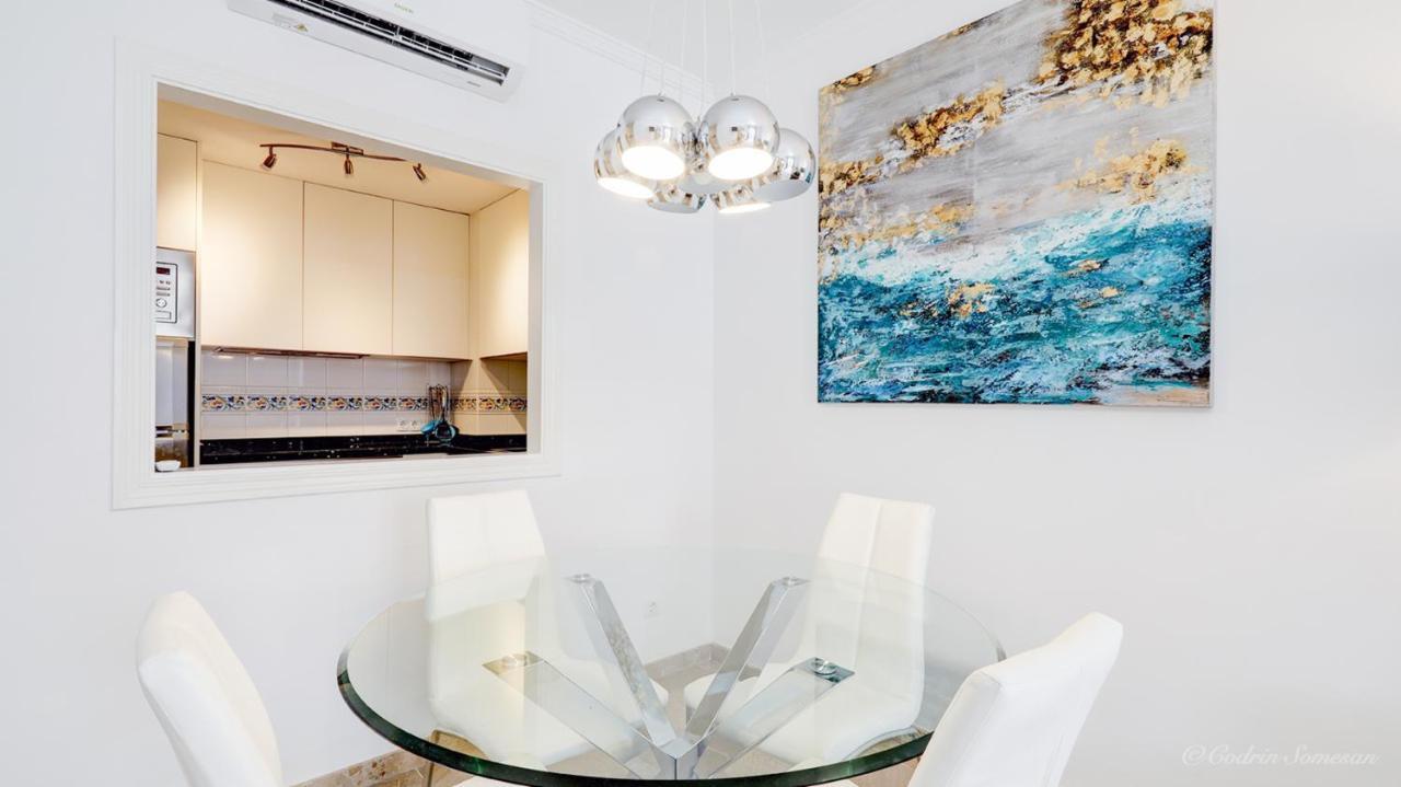 Cozy Apartment Overlooking Estepona'S Marina! Exterior foto