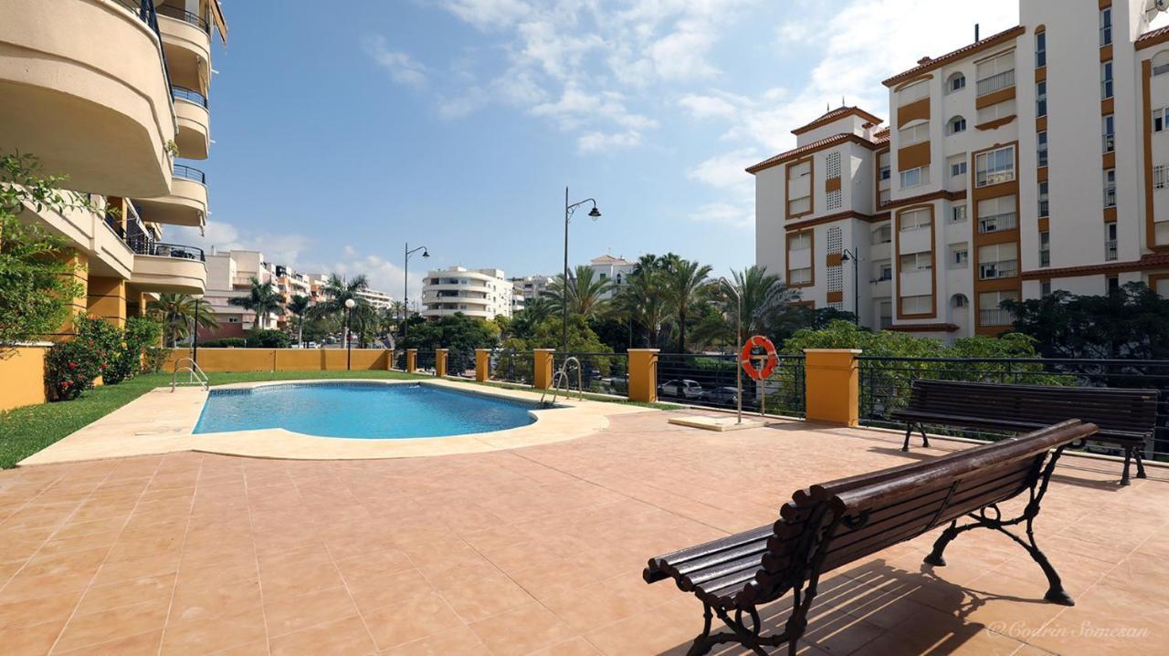 Cozy Apartment Overlooking Estepona'S Marina! Exterior foto