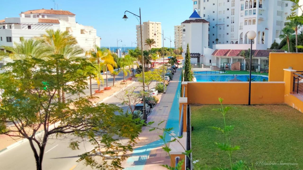 Cozy Apartment Overlooking Estepona'S Marina! Exterior foto