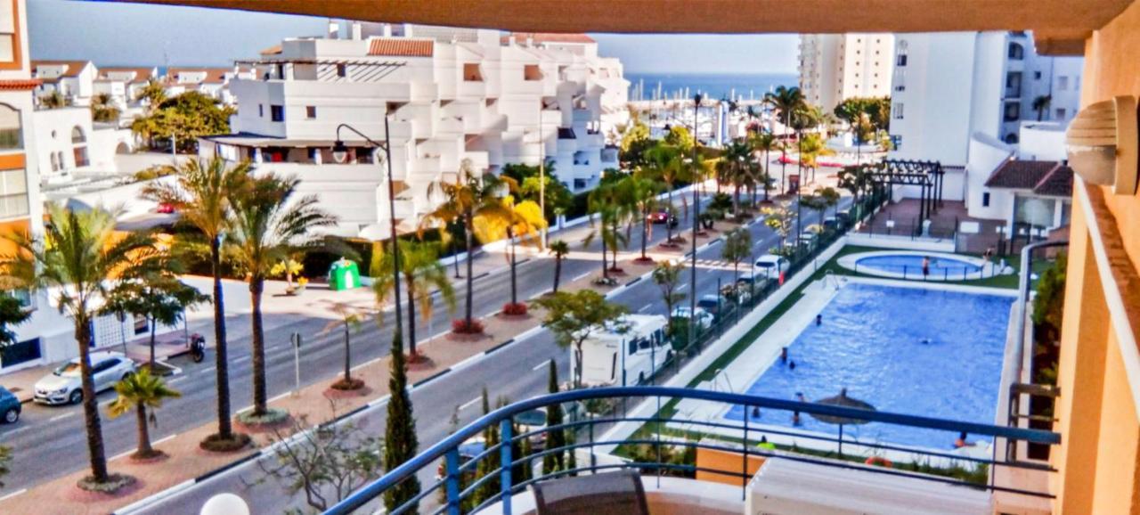 Cozy Apartment Overlooking Estepona'S Marina! Exterior foto